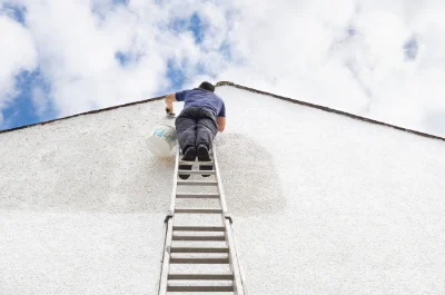 Peinture extérieure à Troche — façades et ravalement